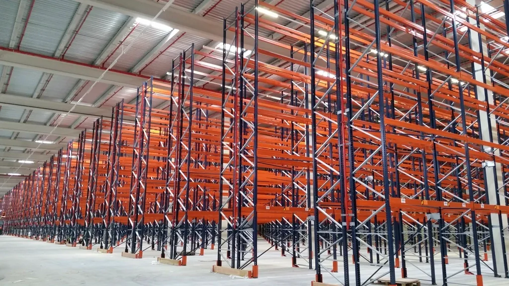 Empty pallet racking inside a distribution warehouse
